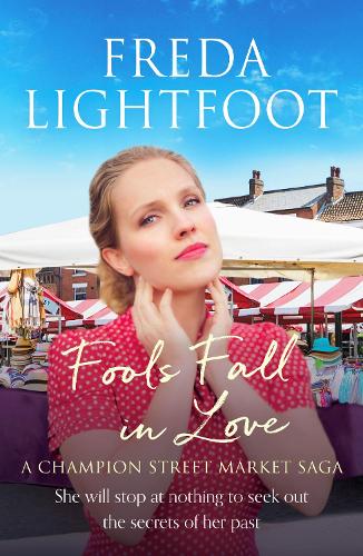 Бумажная книга «Fools Fall in Love», автор Фреда Лайтфут - фото №1