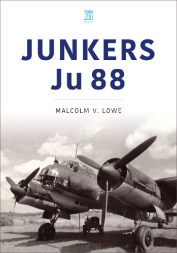 Паперова книга «Junkers Ju 88», автор Малкольм Лоу - фото №1