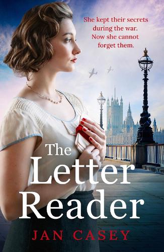 Паперова книга «The Letter Reader: An absolutely gripping WW2 novel, with a time-slip twist! Perfect for fans of historical sagas to read in 2024», автор Ян Кейсі - фото №1