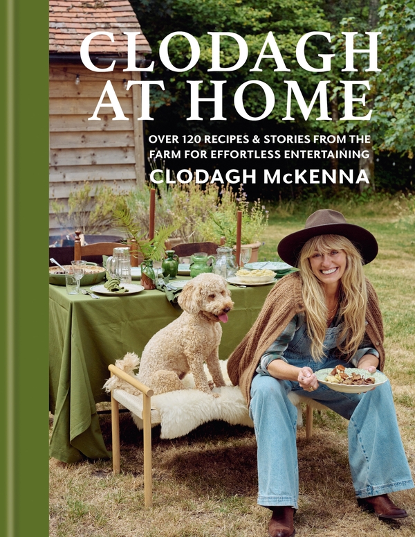 Бумажная книга «Clodagh at Home: As seen on the brand new ITV series: Over 100 Recipes & Stories from the Farm for Effortless Entertaining», автор Клодаг Маккенна - фото №1