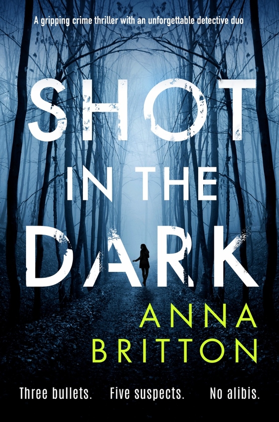Бумажная книга «Shot in the Dark», автор Анна Бриттон - фото №1
