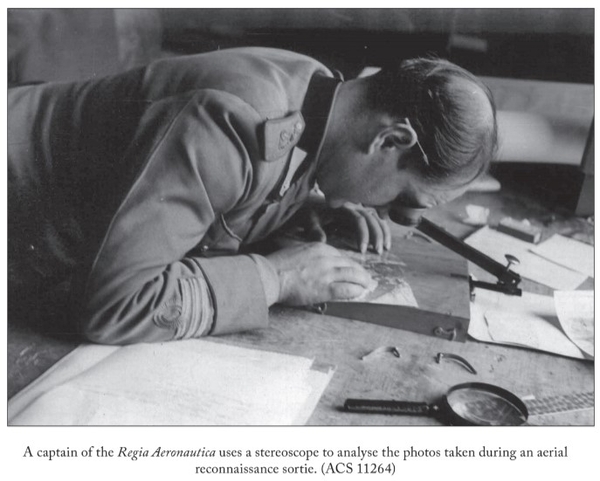 Бумажная книга «The Eyes of Malta. The Crucial Role of Aerial Reconnaissance and ULTRA Intelligence, 1940-1943», автор Сальво Фагоне - фото №1