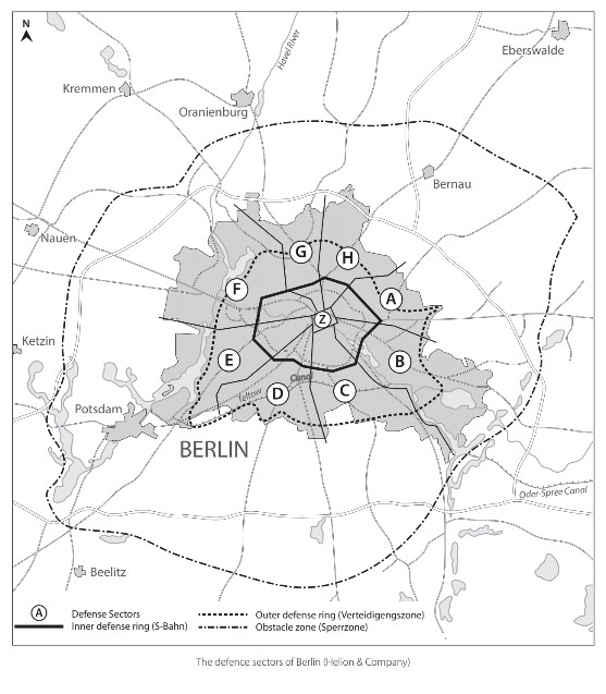 Бумажная книга «Fallschirmjager In The Defense Of The Oder 1945. Schwedt, Zehden, Eberswalde, Seelow, Berlin», автор Эдуардо Мануэль Хиль Мартинес - фото №1