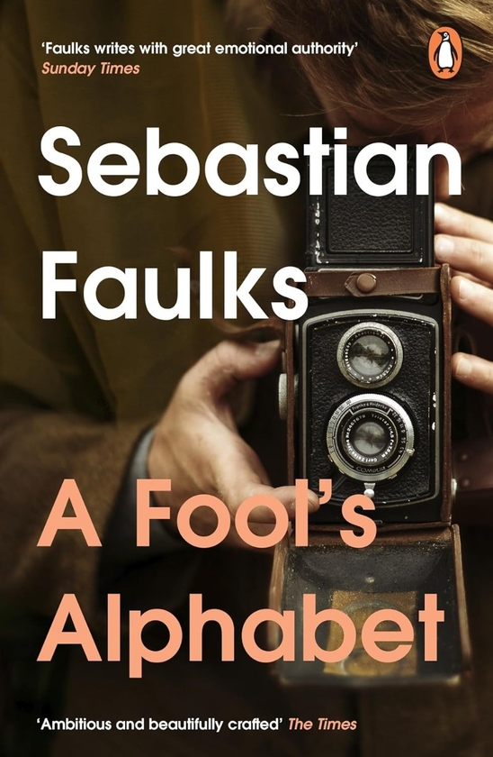Бумажная книга «A Fool's Alphabet», автор Себастьян Фолкс - фото №1