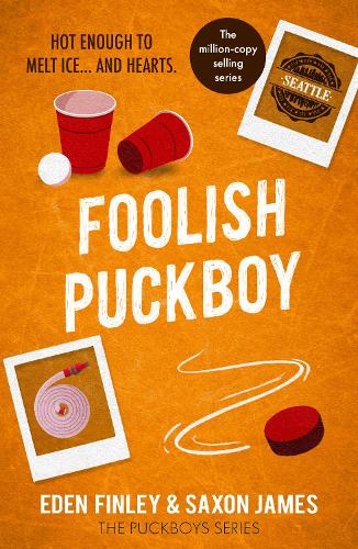 Бумажная книга «Foolish Puckboy: A steamy baby gay, firefighter hockey player romance», авторов Иден Финли, Саксон Джеймс - фото №1