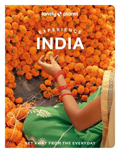 Paper book «Lonely Planet Experience India: Build a Trip to Remember | Local Insights | Maps & Planning Tools | Covers Delhi, Rajasthan, Punjab, Haryana, Kolkata, Kerala, Mumbai, Goa and more», authors Christabel Lobo, Jenny Walker, Joanna Lobo, Joe Bindloss, Kerry Walker, Margot Bigg, Paul Stafford, Puneetinder Kaur Sidhu - фото №1