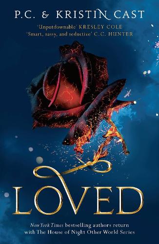 Паперова книга «Loved», автор П.С. Каст - фото №1