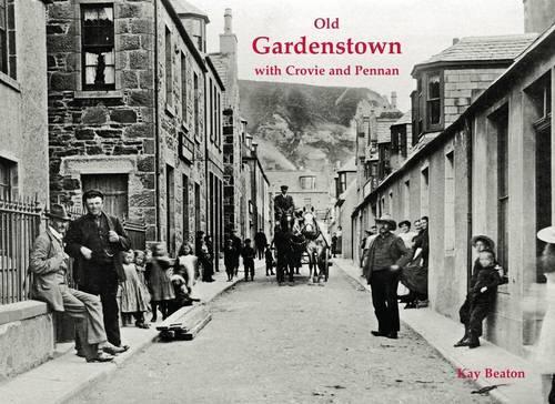 Бумажная книга «Old Gardenstown with Crovie and Pennan», автор Кей Битон - фото №1