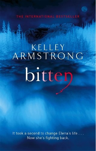 Паперова книга «Bitten: Book 1 in the Women of the Otherworld Series», автор Келлі Армстронг - фото №1