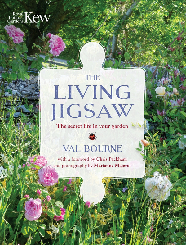 Бумажная книга «The Living Jigsaw» - фото №1