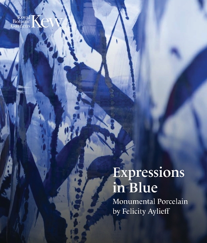 Бумажная книга «Expressions in Blue: Monumental Porcelain», автор Фелисити Айлифф - фото №1