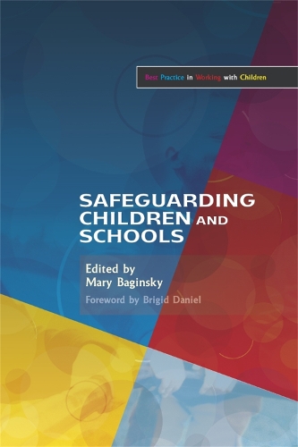 Паперова книга «Safeguarding Children and Schools», автор Мері Багінські - фото №1