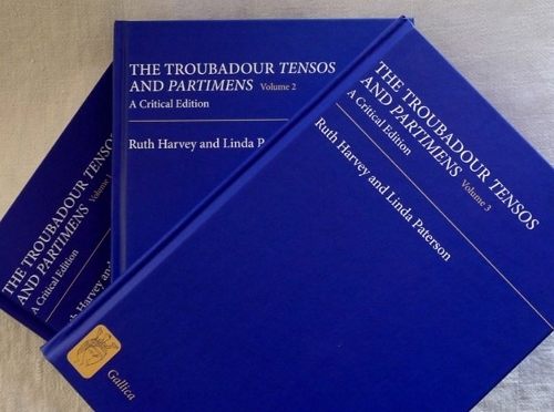 Паперова книга «The Troubadour Tensos and Partimens: A Critical Edition», авторів Лінда Патерсон, Рут Харві - фото №1
