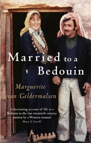 Паперова книга «Married To A Bedouin», автор Маргарита ван Гельдермальсен - фото №1