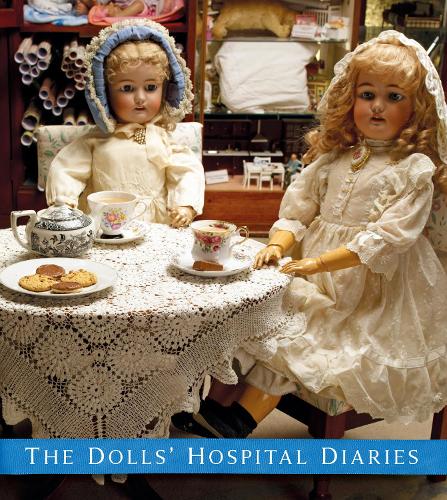 Бумажная книга «The Dolls' Hospital Diaries», авторов Кристабель Скайф, Мелла Трэверс - фото №1