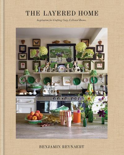 Бумажная книга «The Layered Home: Inspiration for Creating Cozy, Collected Rooms», автор Бенджамин Рейнарт - фото №1