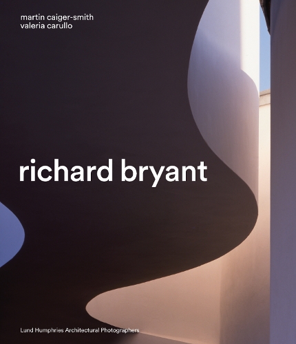 Бумажная книга «Richard Bryant», авторов Мартин Кайгер-Смит, Валерия Карулло - фото №1