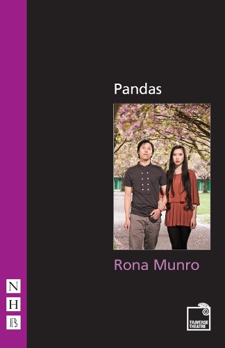 Бумажная книга «Pandas», автор Рона Манро - фото №1