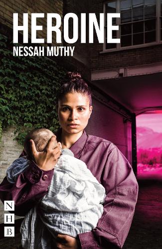 Паперова книга «Heroine», автор Несса Муті - фото №1
