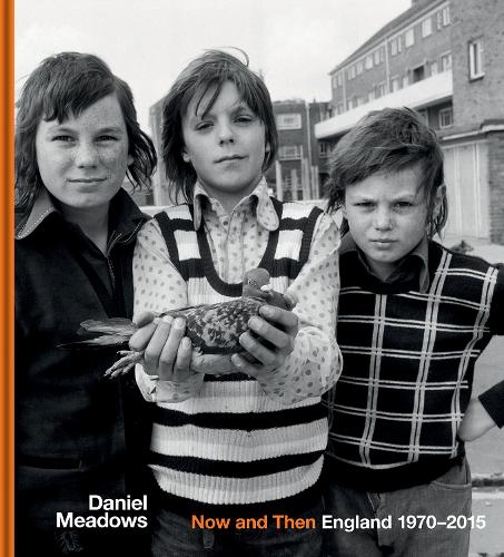 Паперова книга «Now and Then: England 1970-2015», автор Деніел Медоуз - фото №1