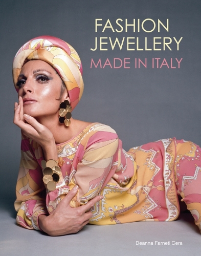 Бумажная книга «Fashion Jewellery: Made in Italy», автор Дианна Фарнети Сера - фото №1