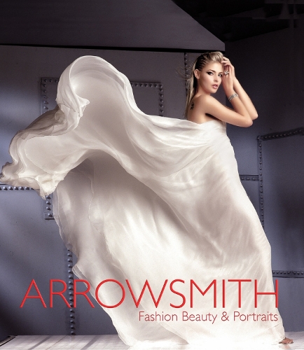 Бумажная книга «Clive Arrowsmith: Fashion, Beauty & Portraits», автор Клайв Эрроусмит - фото №1