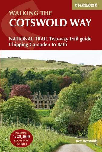 Бумажная книга «The Cotswold Way: NATIONAL TRAIL Two-way trail guide - Chipping Campden to Bath», автор Кев Рейнольдс - фото №1
