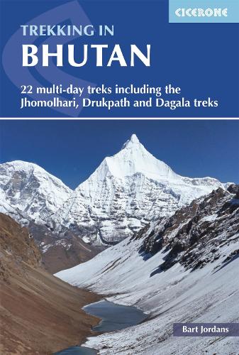 Бумажная книга «Trekking in Bhutan: 22 multi-day treks including the Lunana 'Snowman' Trek, Jhomolhari, Druk Path and Dagala treks», автор Барт Джорданс - фото №1