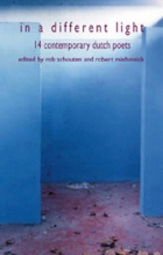 Бумажная книга «In a Different Light: Fourteen Contemporary Dutch Poets», авторов Анна Энквист, Эстер Янсма - фото №1