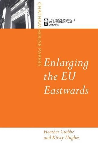 Паперова книга «Enlarging the EU Eastwards», авторів Хізер Граббе, Кірсті Г'юз - фото №1