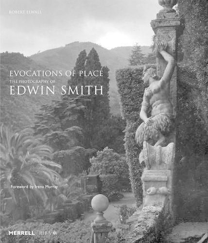 Бумажная книга «Evocations of Place: The Photography of Edwin Smith», авторов Ирена Мюррей, Роберт Элволл - фото №1
