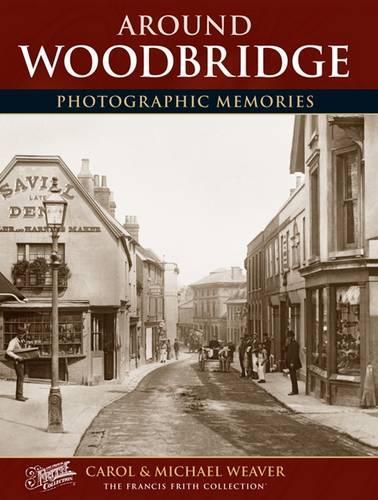 Бумажная книга «Woodbridge: Photographic Memories», автор Кэрол Уивер - фото №1