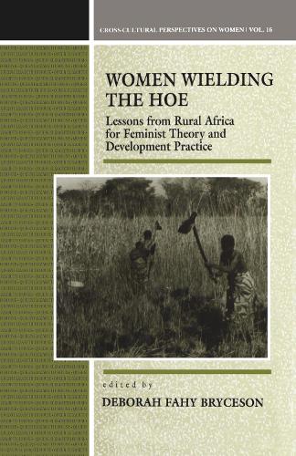 Бумажная книга «Women Wielding the Hoe: Lessons from Rural Africa for Feminist Theory and Development Practice» - фото №1