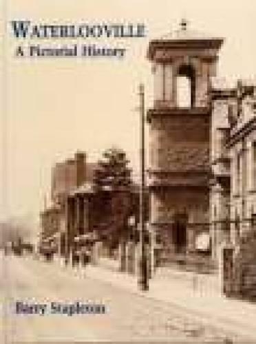 Бумажная книга «Waterlooville: A Pictorial History», автор Барри Стэплтон - фото №1
