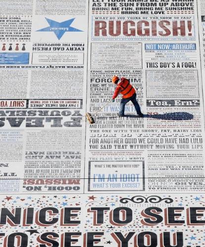 Бумажная книга «The Comedy Carpet Blackpool: the Making of a World Class Monument to Comedy», авторов Гордон Янг, Грэм МакКанн - фото №1