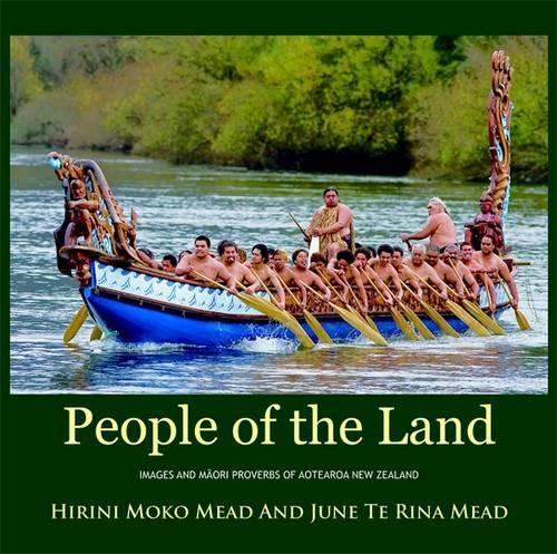 Бумажная книга «People of the Land: Images and Proverbs of Aotearoa New Zealand», автор Хирини Моко-Мед - фото №1
