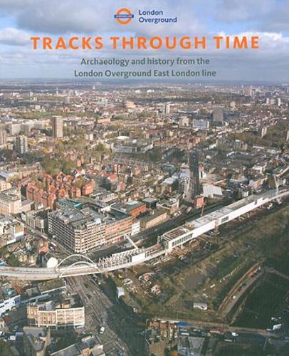 Бумажная книга «Tracks through Time», авторов Аарон Бирхеноу, Эмма Двайер, Джордж Деннис, Николас Элсден - фото №1