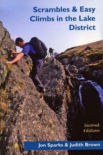 [object Object] «Scrambles & Easy Climbs in the Lake District», авторов Джон Спаркс, Джудит Браун - фото №1