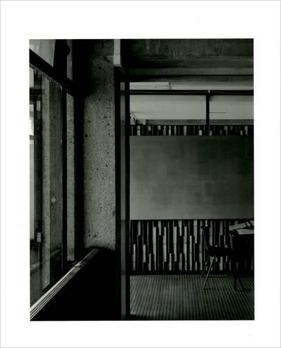Бумажная книга «Stuart Whipps: Why Contribute to the Spread of Ugliness?» - фото №1