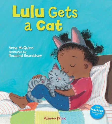 Бумажная книга «Lulu Gets a Cat», автор Анна Маккуинн - фото №1