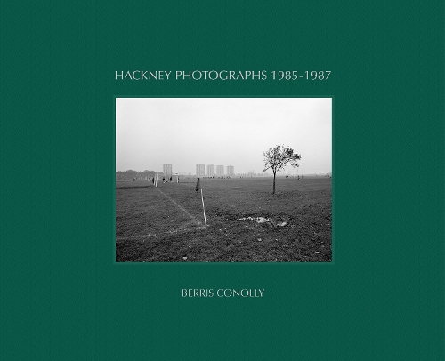 Паперова книга «Hackney Photographs 1985-1987», авторів Адріан Вінн, Берріс Коноллі - фото №1