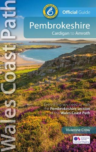 Паперова книга «Pembrokeshire: Cardigan to Amroth», автор Вів'єн Кроу - фото №1