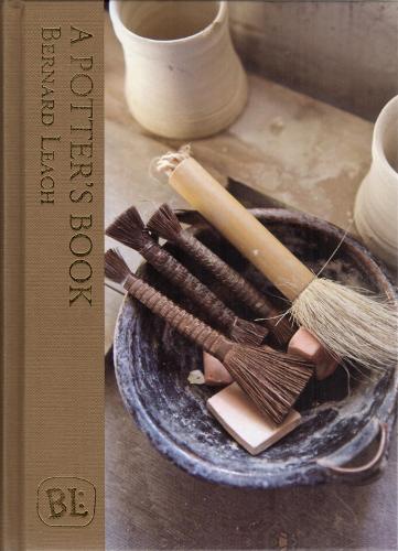 Бумажная книга «A Potter's Book», автор Бернард Лич - фото №1