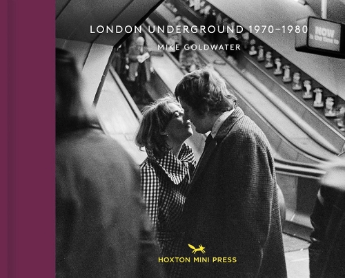 Паперова книга «London Underground 1970-1980», автор Майк Голдуотер - фото №1