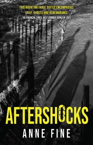 Бумажная книга «Aftershocks», автор Энн Файн - фото №1