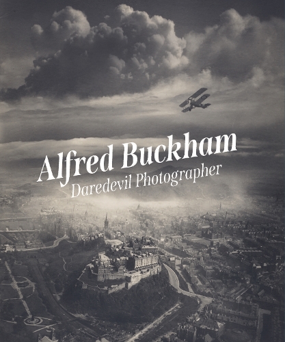 Бумажная книга «Alfred Buckham: Daredevil Photographer», автор Луиза Пирсон - фото №1