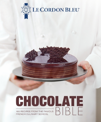 Бумажная книга «Le Cordon Bleu Chocolate Bible: 180 recipes explained by the Chefs of the famous French culinary school», автор Le Cordon Bleu - фото №1