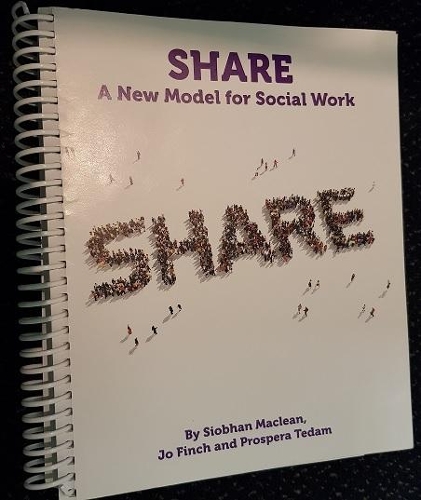 Паперова книга «Share: A New Model for Social Work», авторів Джо Фінч, Проспера Тедам, Шивон Маклін - фото №1