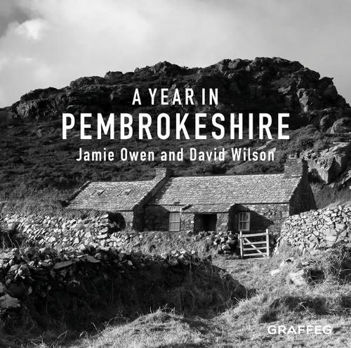 Паперова книга «Year in Pembrokeshire, A», автор Джеймі Оуен - фото №1