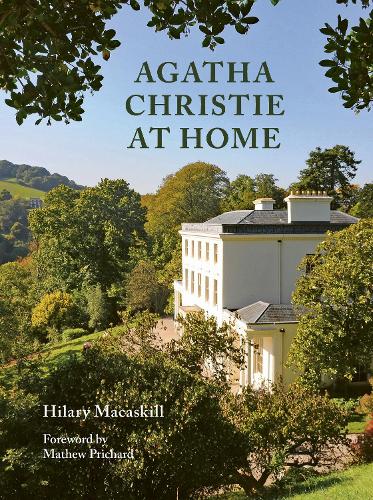Бумажная книга «Agatha Christie at Home», автор Хилари Макаскилл - фото №1
